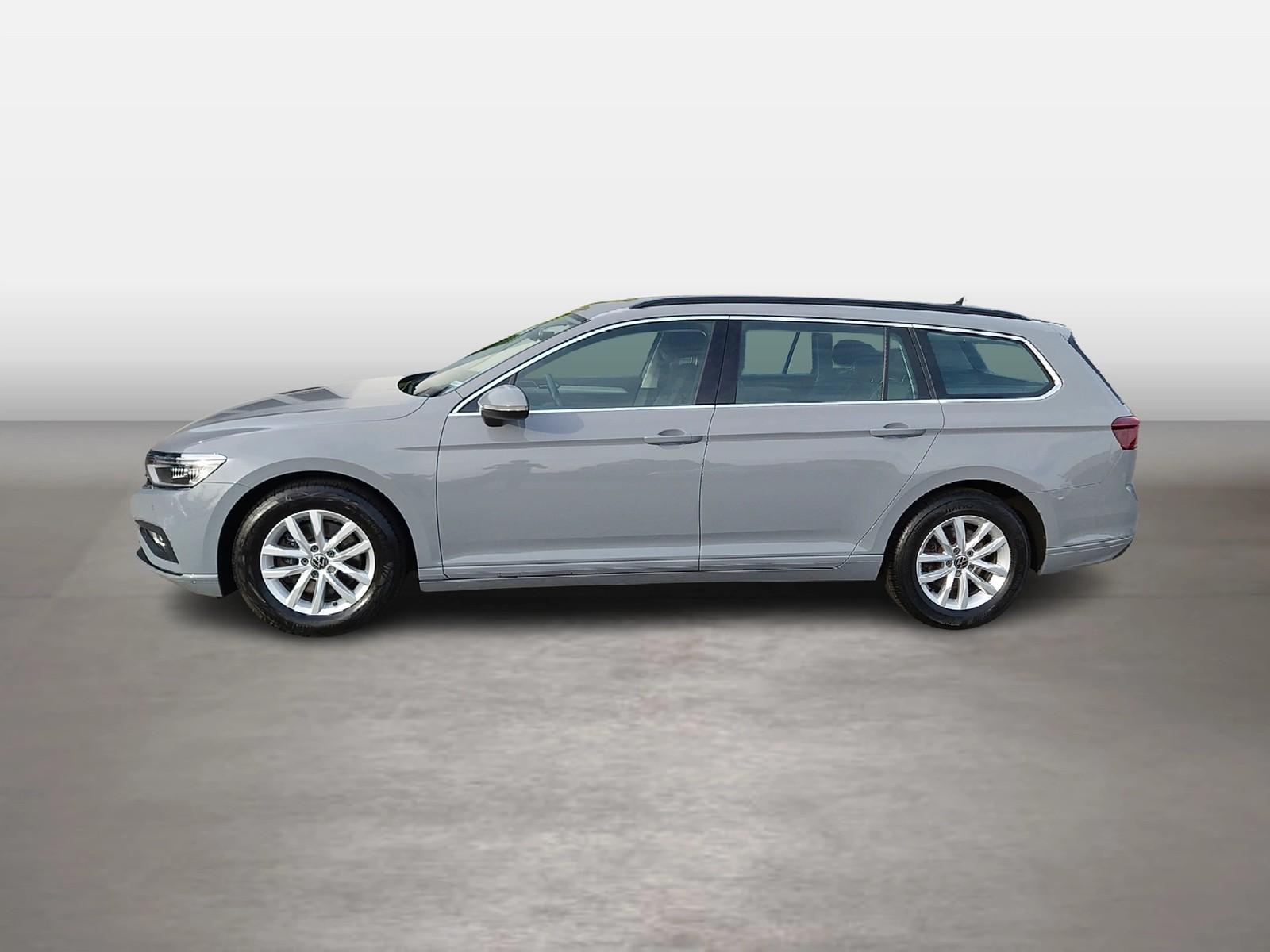 Volkswagen Passat Variant 2.0 TDI Business DSG MATRIX AHK