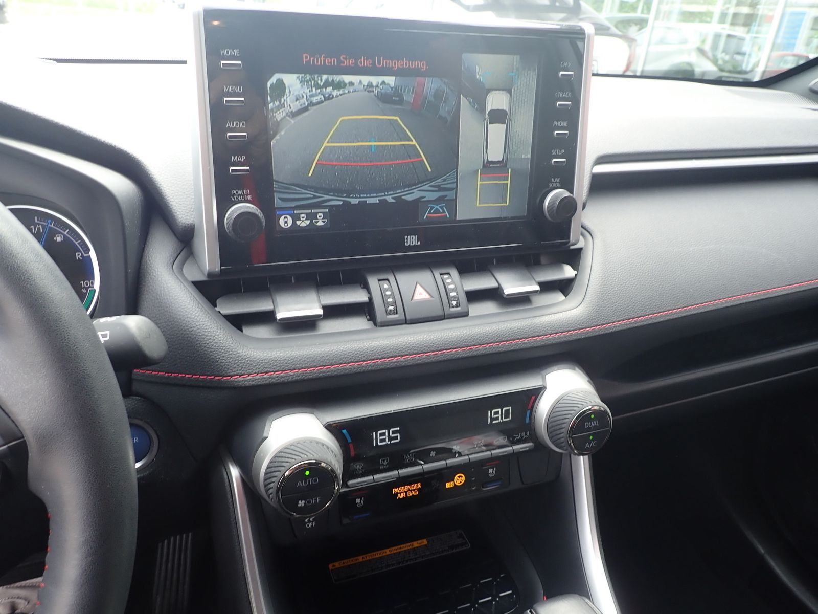 Fahrzeugabbildung Toyota RAV 4 Plug-in Hybrid 4x4