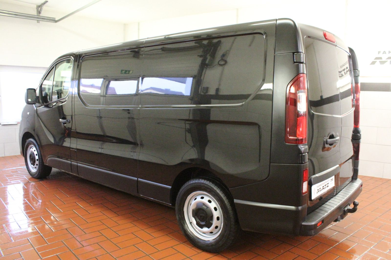 Fahrzeugabbildung Renault Trafic Kasten L2H1 3,0t Komfort *AHK*Klima*