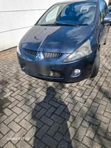 Mitsubishi Grandis 2.0 Diesel - Mitsubishi Grandis: Von Privat
