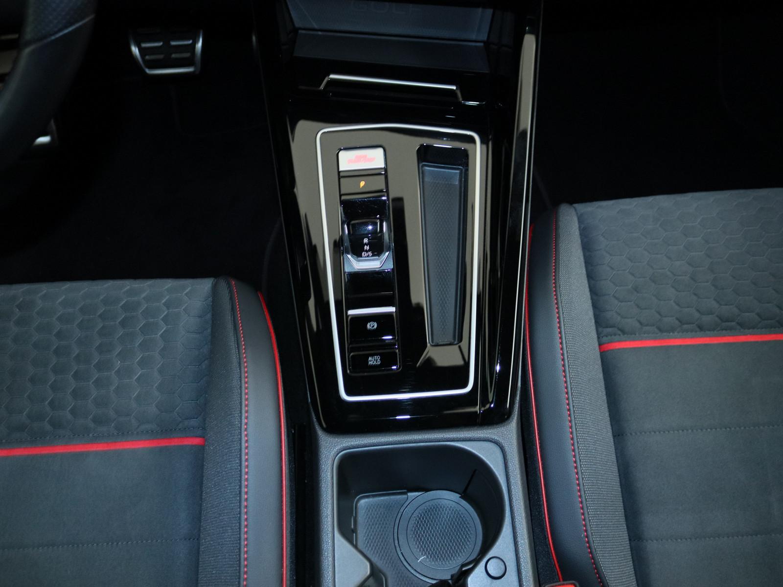 Volkswagen Golf VIII 2.0 TSI GTI Clubsport LED NAVI SHZ PDC, миниатюра 14