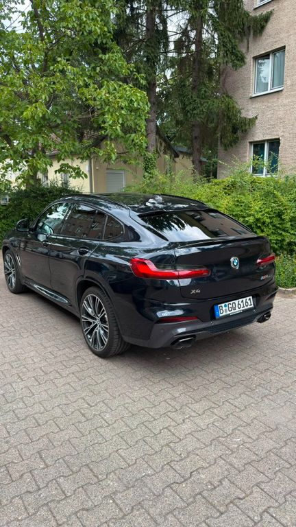 Image of BMW X4 M40