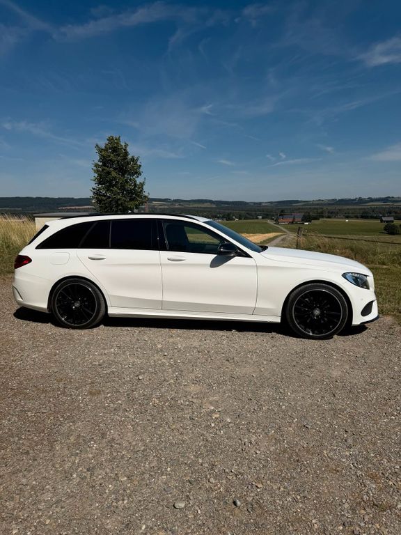 Image of Mercedes-Benz C 220