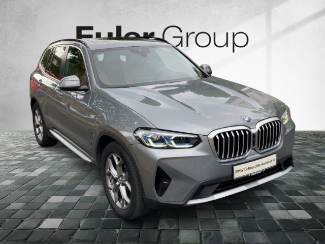 BMW X3 xDrive 20i HUD StandHZG El. Panodach Panorama foto 5