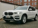 BMW X3 xDrive20d xLine AT HUD Navi LED Scheckheft - BMW X3 Gebrauchtwagen in Bremen