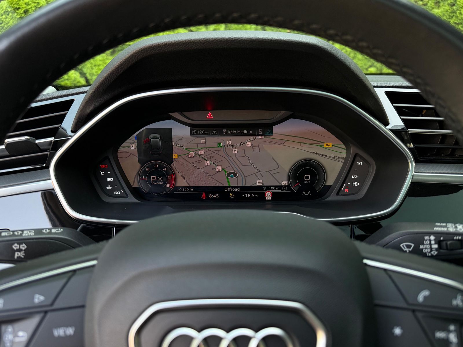 Fahrzeugabbildung Audi Q3 Sportback 35TDI S-tr. S Line LED+PANO+NAV+SHZ