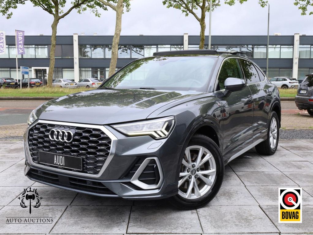 Image of Audi Q3