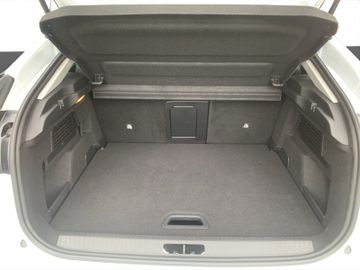 Citroën C4 Max PT 130 EAT8 Navi+SHZ+LHZ+RFK+LED+HUD+LM