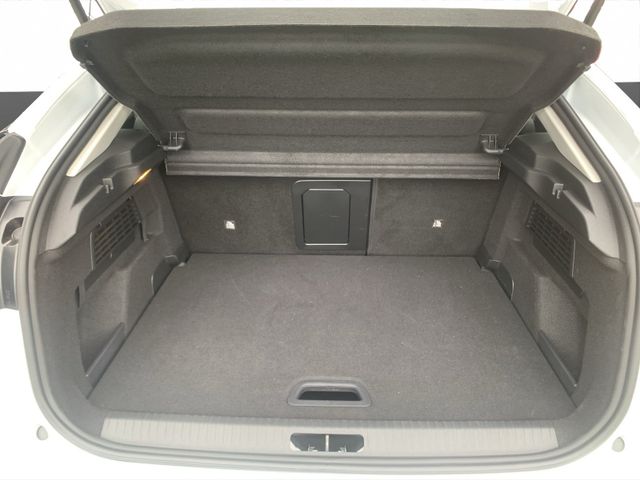 Citroën C4 Max PT 130 EAT8 Navi+SHZ+LHZ+RFK+LED+HUD+LM