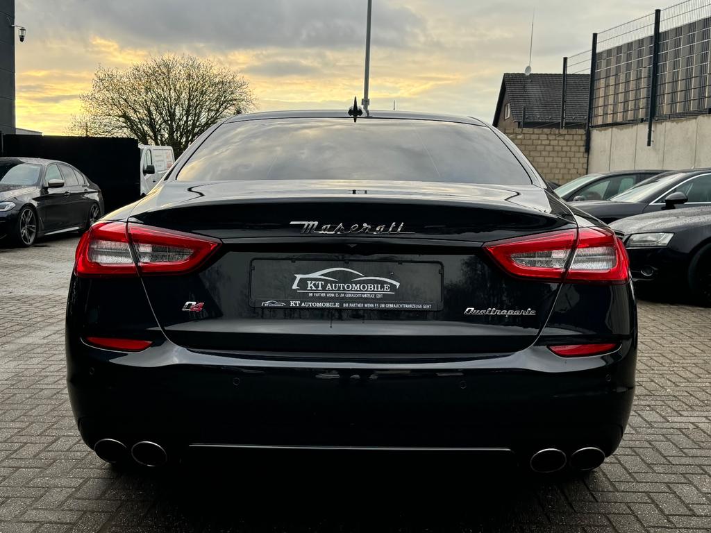 Maserati Quattroporte