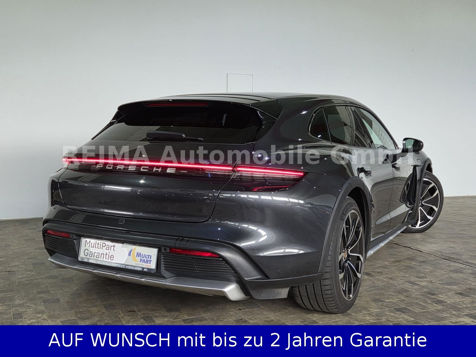 Fahrzeugabbildung Porsche Taycan Cross Turismo 4, Pano, 93KWH, SOH 93,7%