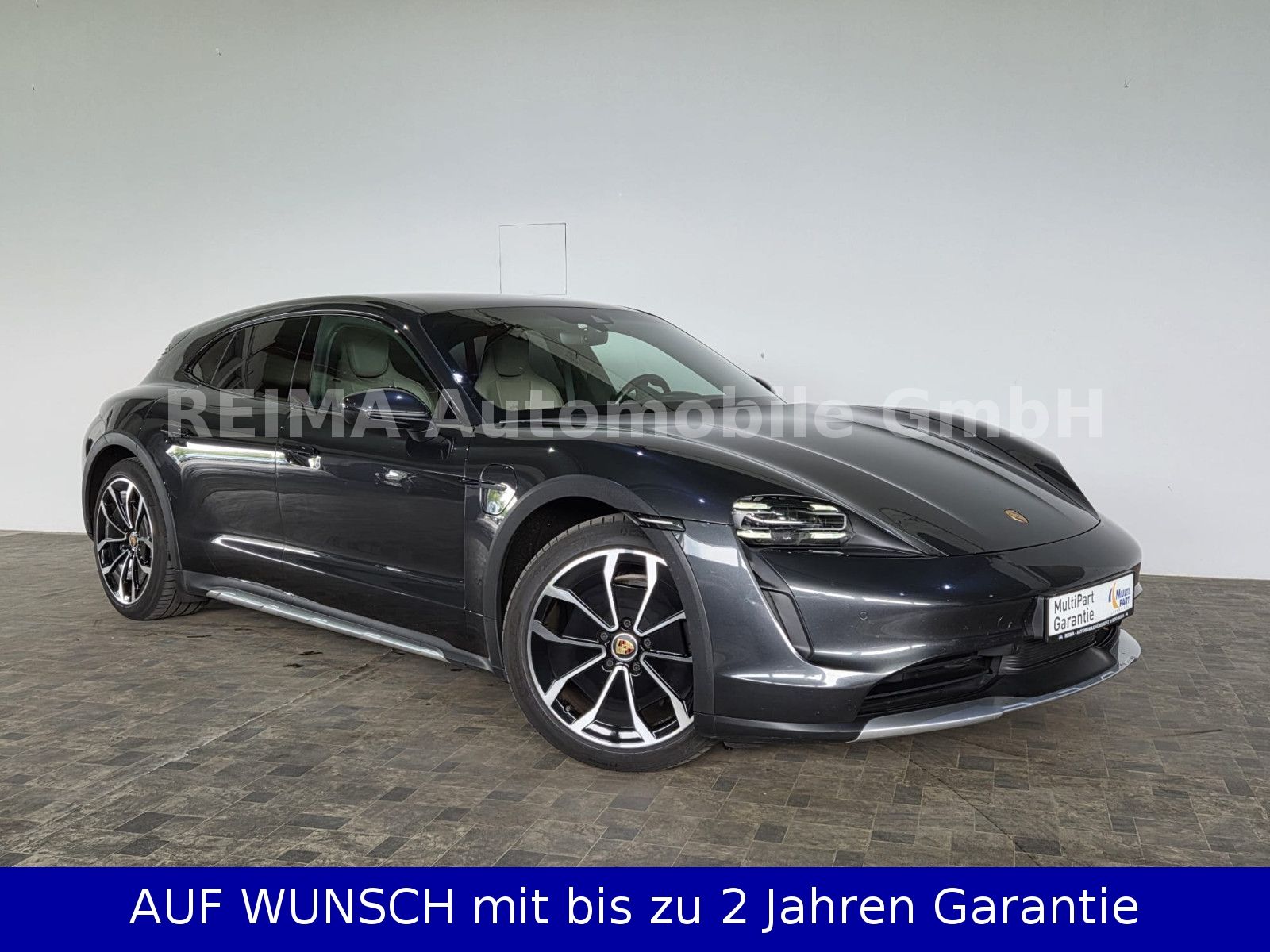 Fahrzeugabbildung Porsche Taycan Cross Turismo 4, Pano, 93KWH, SOH 93,7%