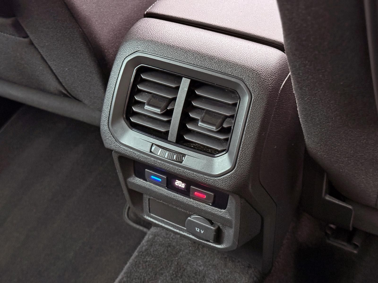 Fahrzeugabbildung Volkswagen 2.0 TSI IQ 4MOTION/HIGHLINE/ACC/VIRTUAL/HUD/RCAM
