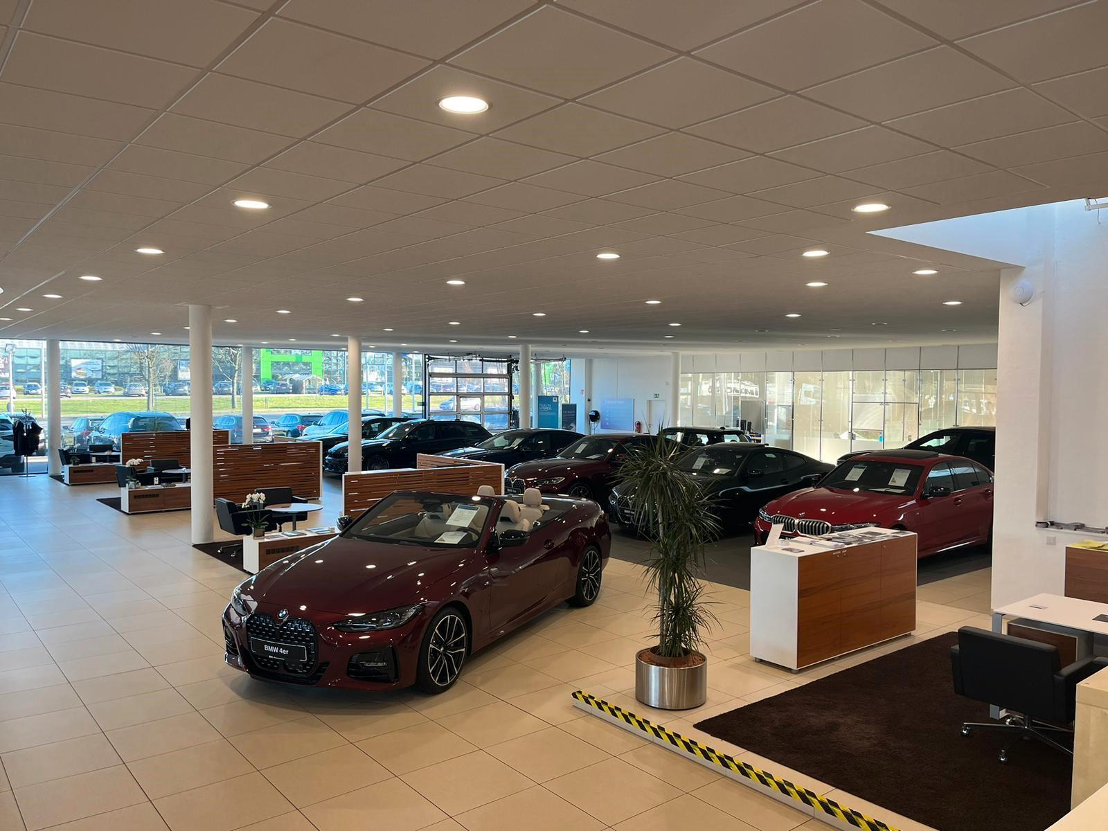 showroom-image-main