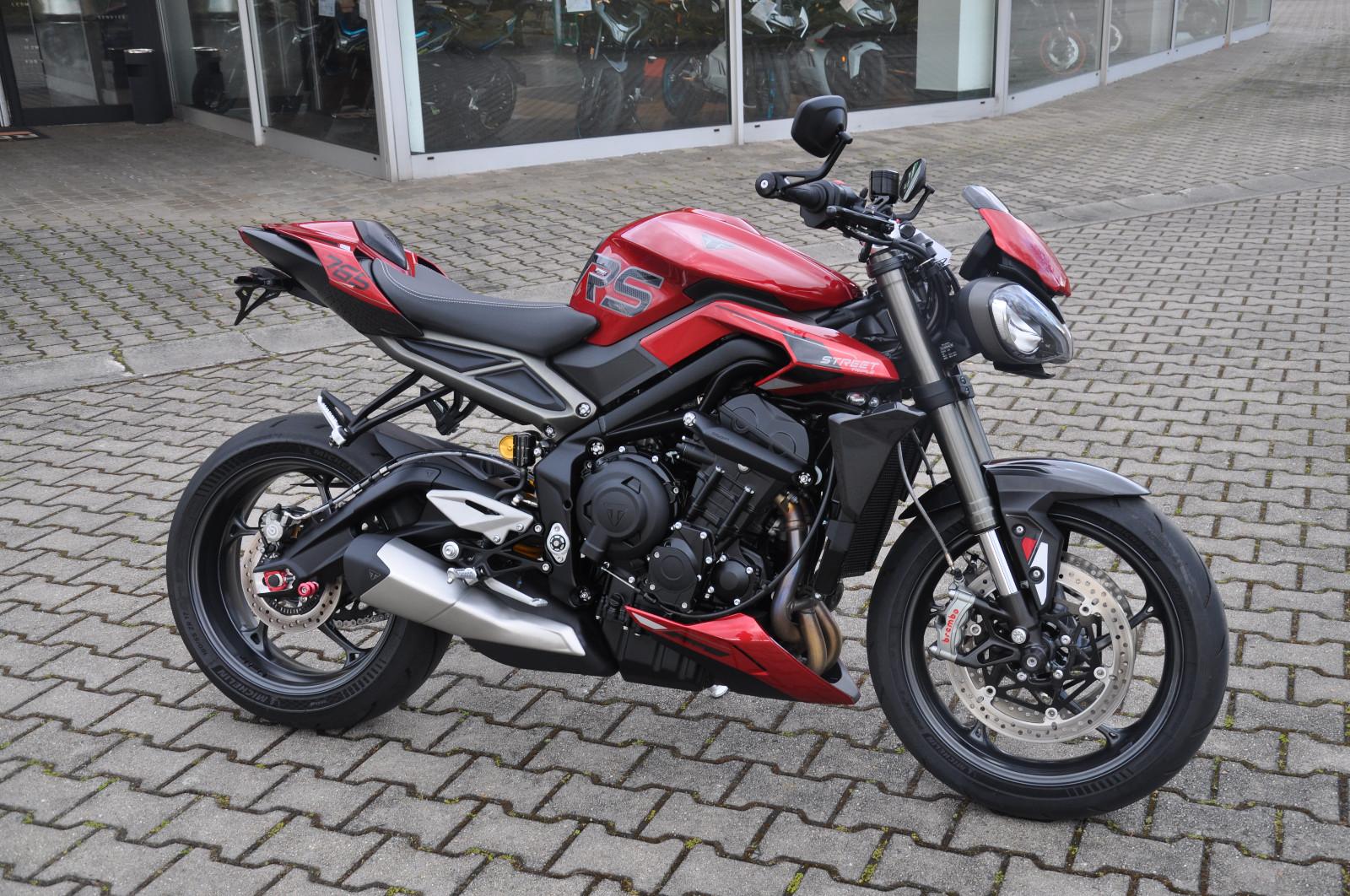 Triumph Street Triple RS   Vollausstattung