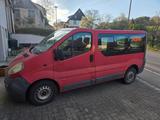 Opel Vivaro - gebrauchte Opel Vivaro aus dem Jahr 2003