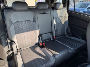 Volkswagen Tiguan Alls. R-Line 2,0l TSI 245PS 7-Gang-DSG