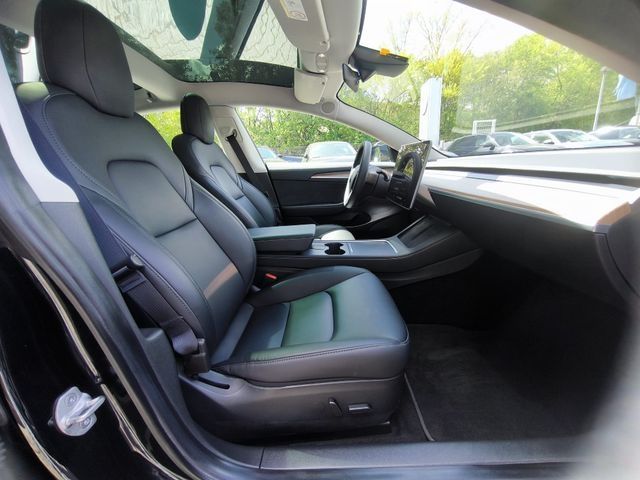 Fahrzeugabbildung Tesla Model 3 PERFORM AWD PANO+NAVI+STDHZ+LED+SHZ+KAM+