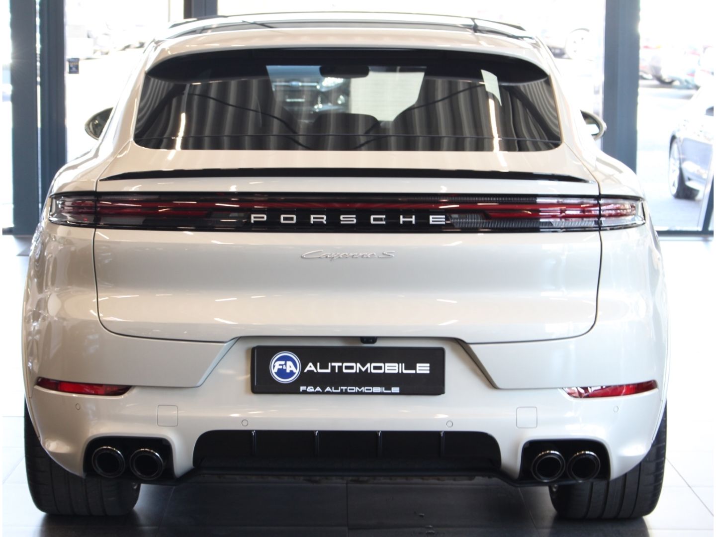 Fahrzeugabbildung Porsche Cayenne S Sport Chrono 1.Hand+Unfallfrei+Standhz