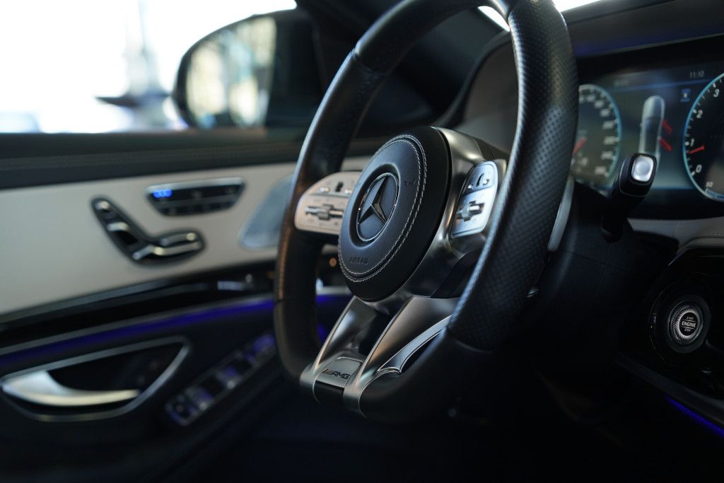 Mercedes Benz S 560