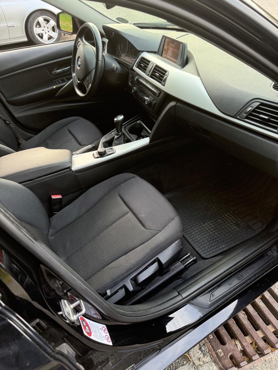 BMW 318 2013 — photo 6