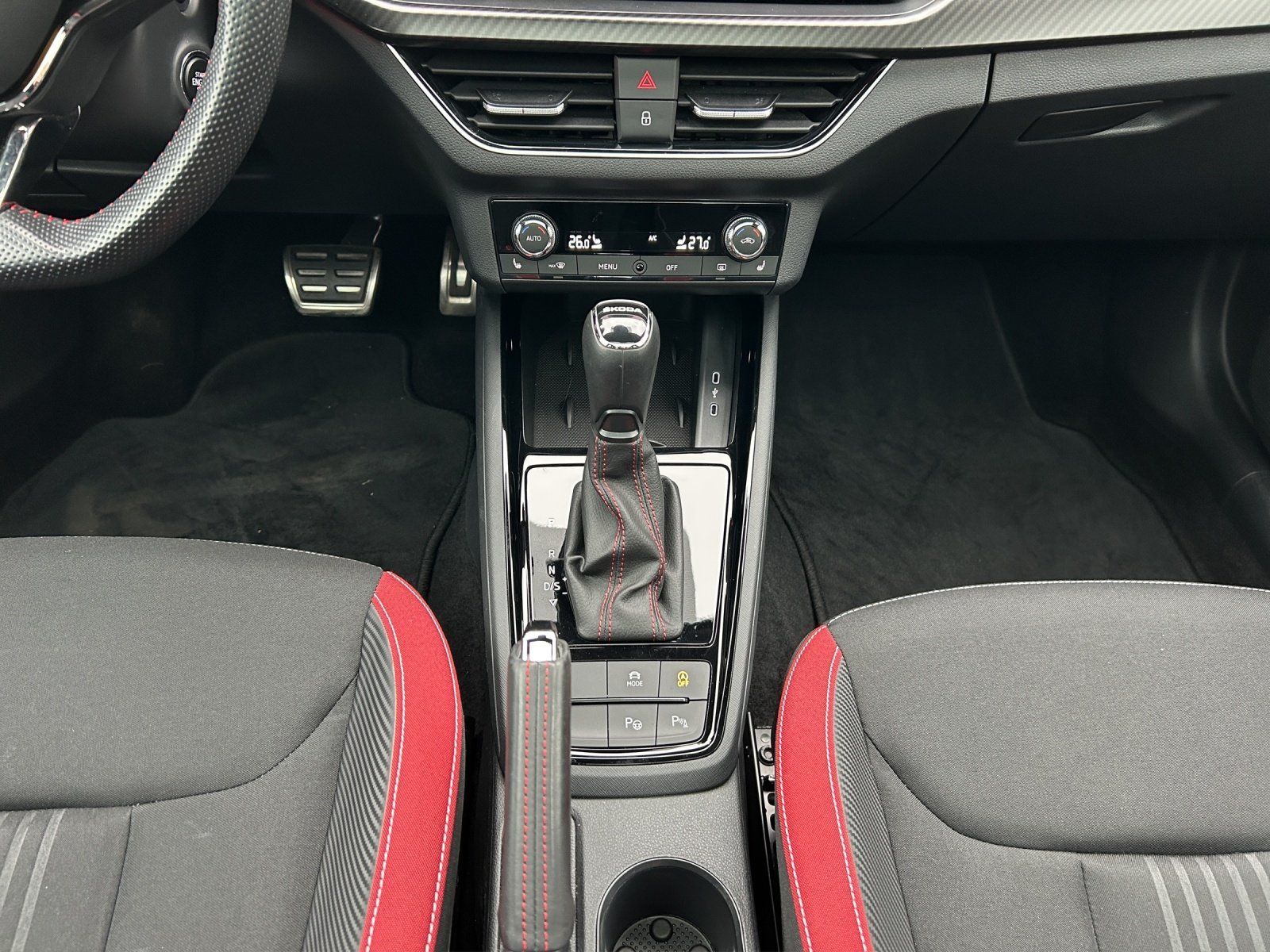 Fahrzeugabbildung SKODA Scala 1.5 TSI Monte Carlo DSG/ACC/PANO/KAMERA/