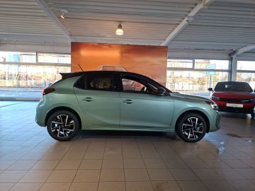 Bild 6 Opel Corsa F YES Digitales Cockpit LED Apple CarPlay