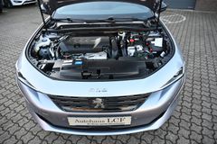 PEUGEOT 508 SW Hybrid 225Allure Pack Leder Navi LED CAM