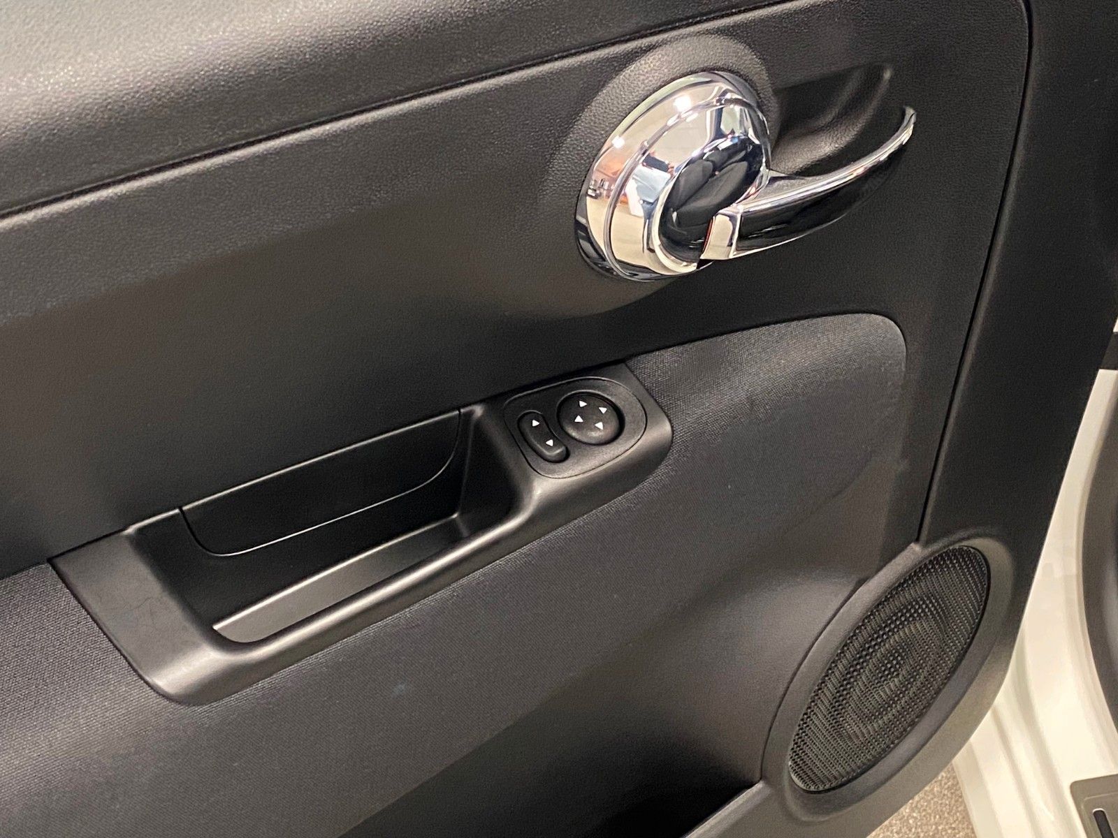 Fahrzeugabbildung Fiat 500C 1.0 GSE N3 Hybrid DOLCEVITA Cabrio+NAVI+PDC