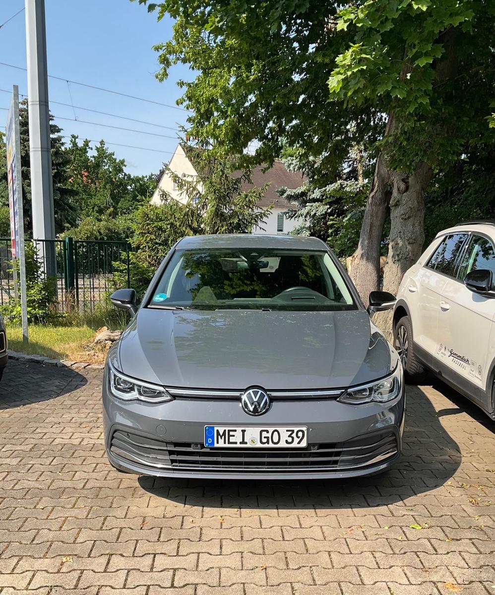 Volkswagen Golf VIII Lim. Move  1.5 eTSI OPF mit DSG