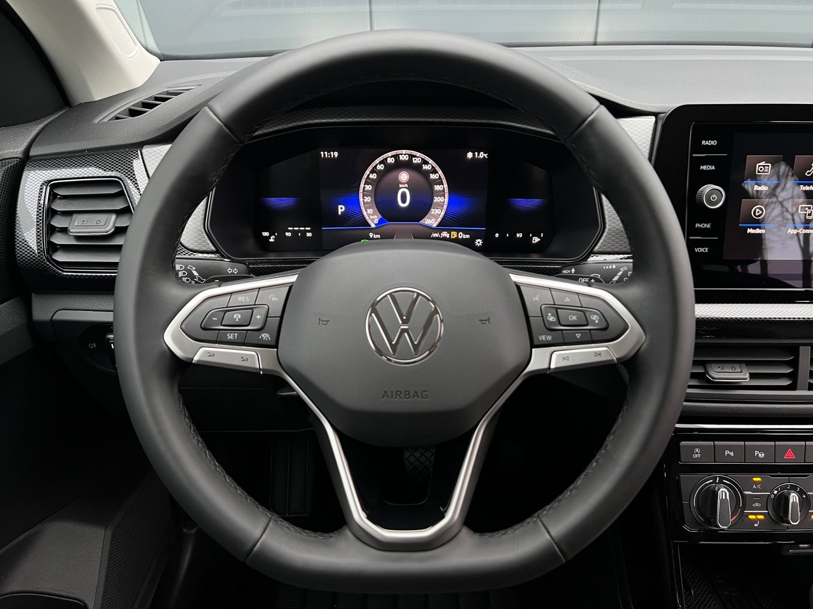 Fahrzeugabbildung Volkswagen T-Cross Life 1.0 TSI DSG *LED, ACC, Klima, Ready