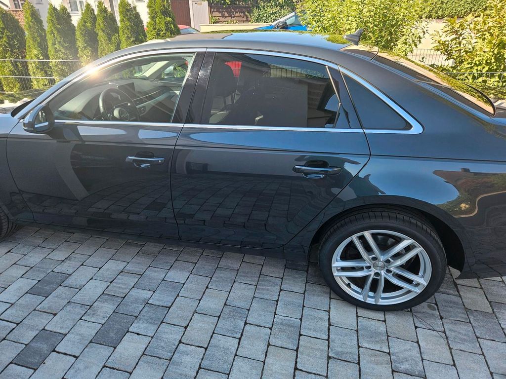 Image of Audi A4