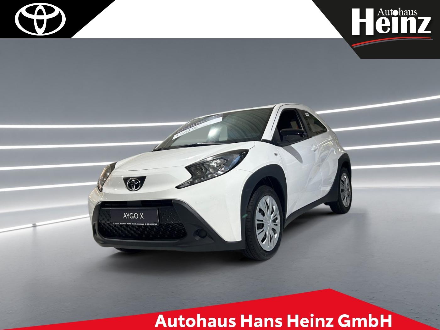 Toyota AYGO X 1.0 l Play 5 M/T DynLicht Fernlichtass.