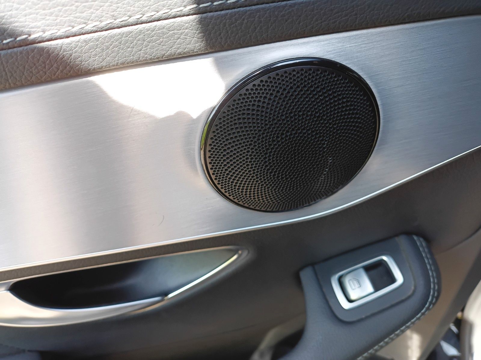 Fahrzeugabbildung Mercedes-Benz C 220T+AMG LINE INTERIEUR+EXTERIEUR+SCHECKHEFT +