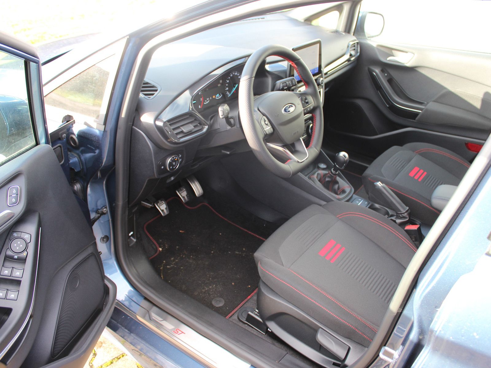 Fahrzeugabbildung Ford Fiesta ST-Line 1,0 EcoBoost Hybrid