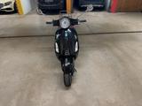 Piaggio Vespa Primavera 50 4T - PIAGGIO ROLLER 50