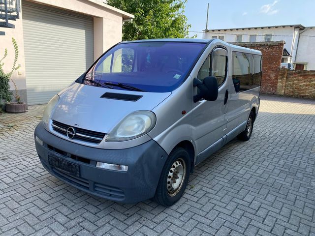 Opel Vivaro 1.9 Klima,9Sitze