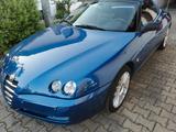 Alfa Romeo Spider 2,0 JTS - Alfa Romeo Spider mit Benzin-Antrieb: 2.0