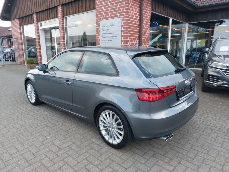 Audi A3 2,0 TDI S line Sportpaket Navi*Xenon*Sitzhzg*