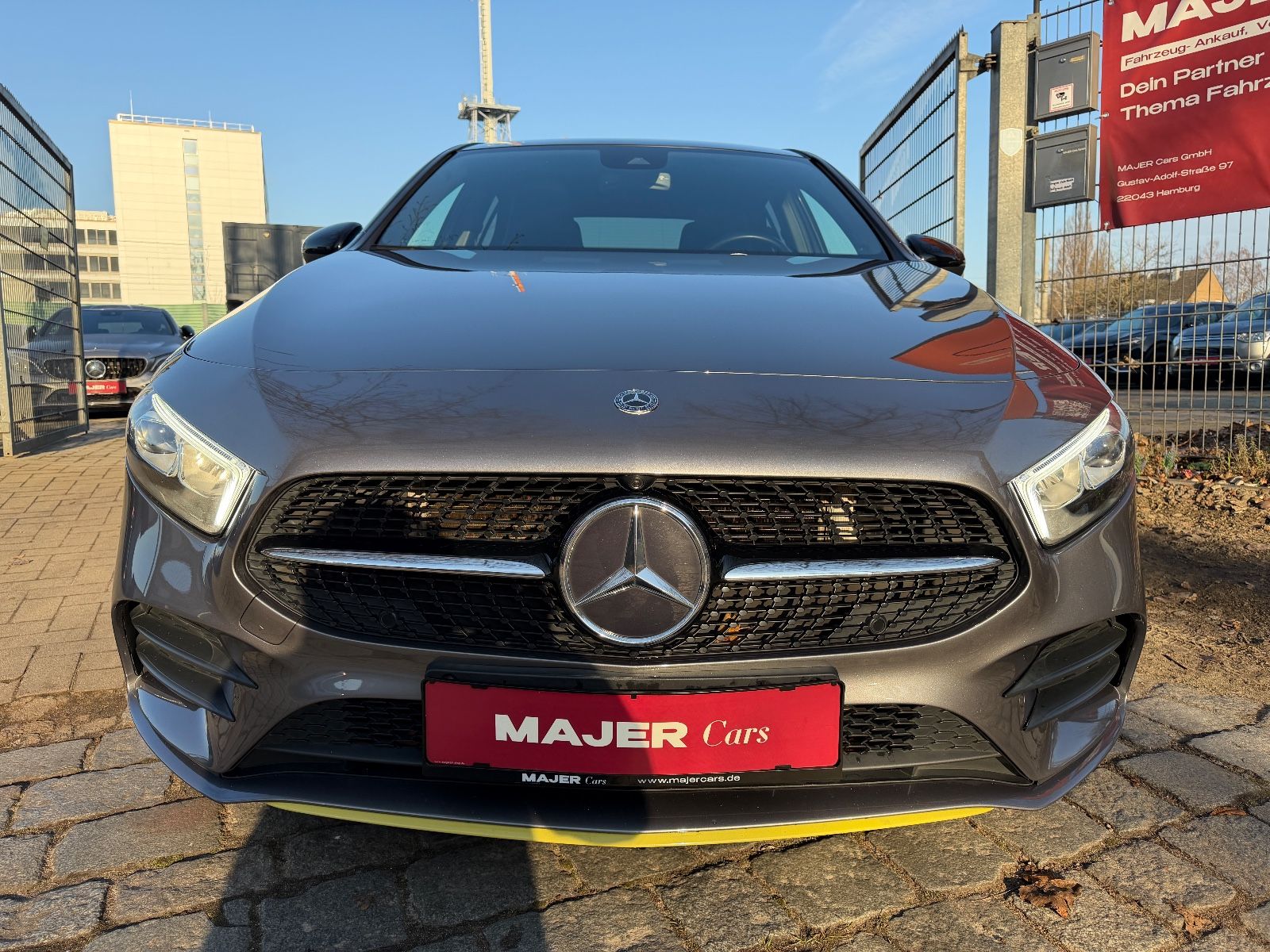 Fahrzeugabbildung Mercedes-Benz A 250 4Matic AMG Edition 1 JUNGESTERNE*PANO*MEMO