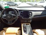 Volvo XC90 T8 Plus Bright Plug-In AHK Luftfw ACC HUD - gebrauchte Volvo XC90 aus dem Jahr 2022