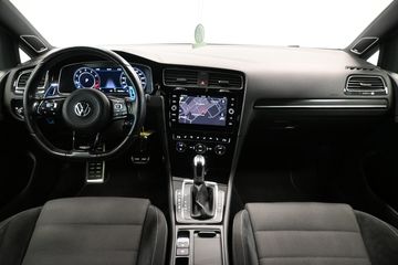 Volkswagen Golf - 12