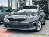 Kia cee'd 1.6 CRDI Automatik Kamera NAVI Leder - Kia in Wiesbaden: Cee D
