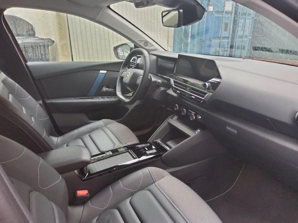 Citroën e-C4 e- Shine 11kw Shz Navi Kamera Leder