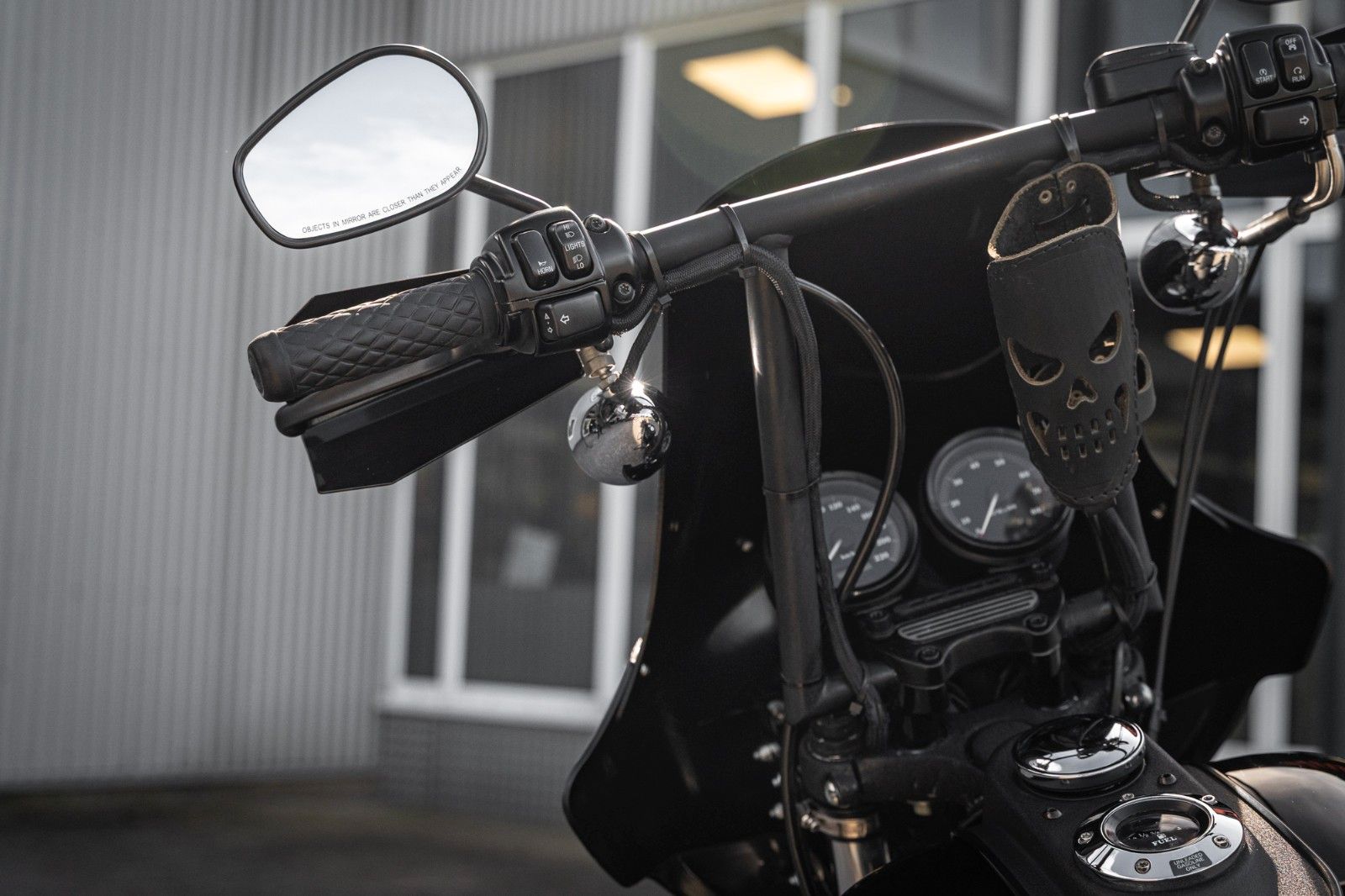 Fahrzeugabbildung Harley-Davidson DYNA SUPER GLIDE SPORT FXDX - CLUBSTYLE 88 TC