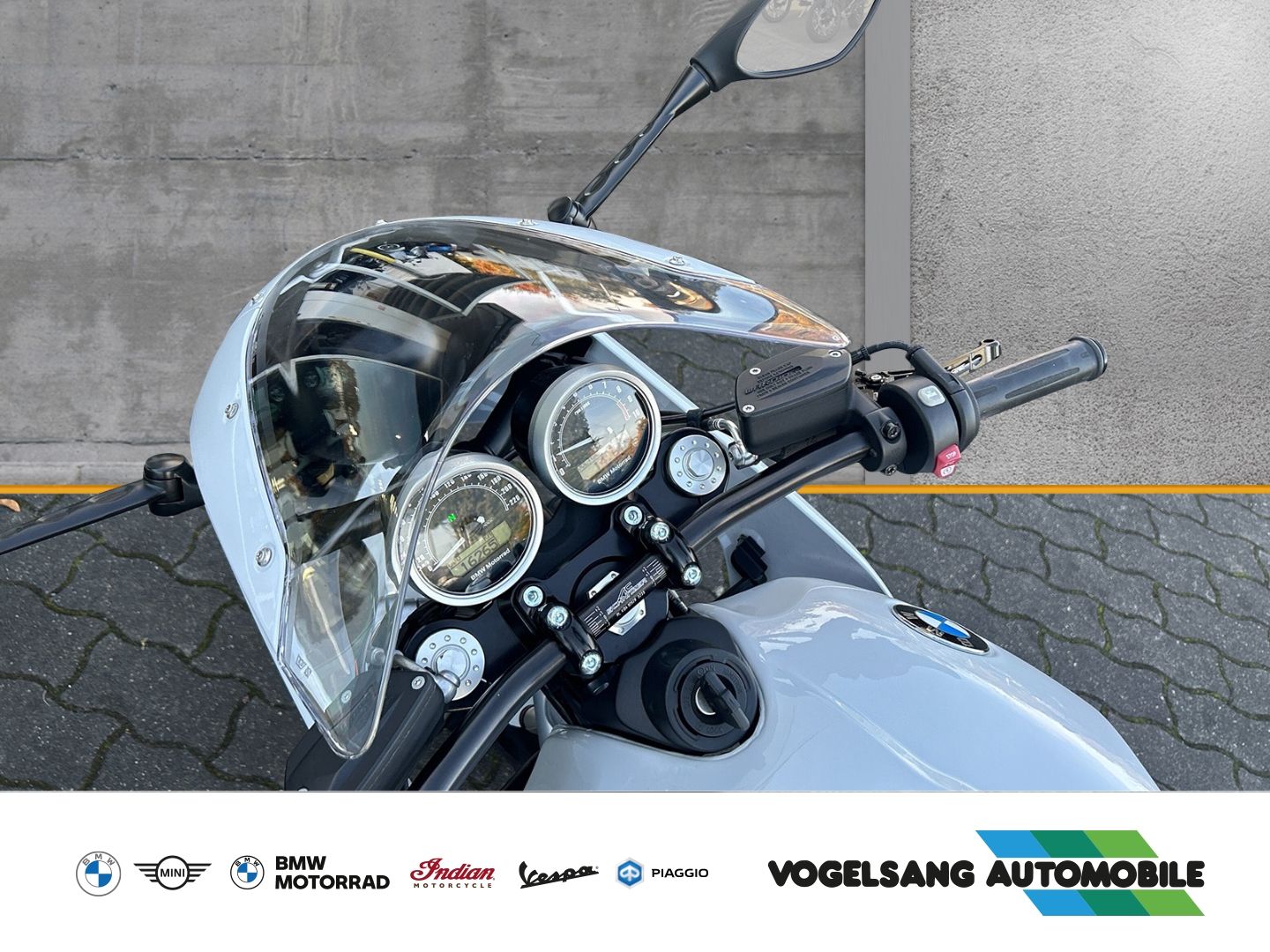 Fahrzeugabbildung BMW R nineT Racer, AC-Schnitzer-Lenkerbrücke, ...