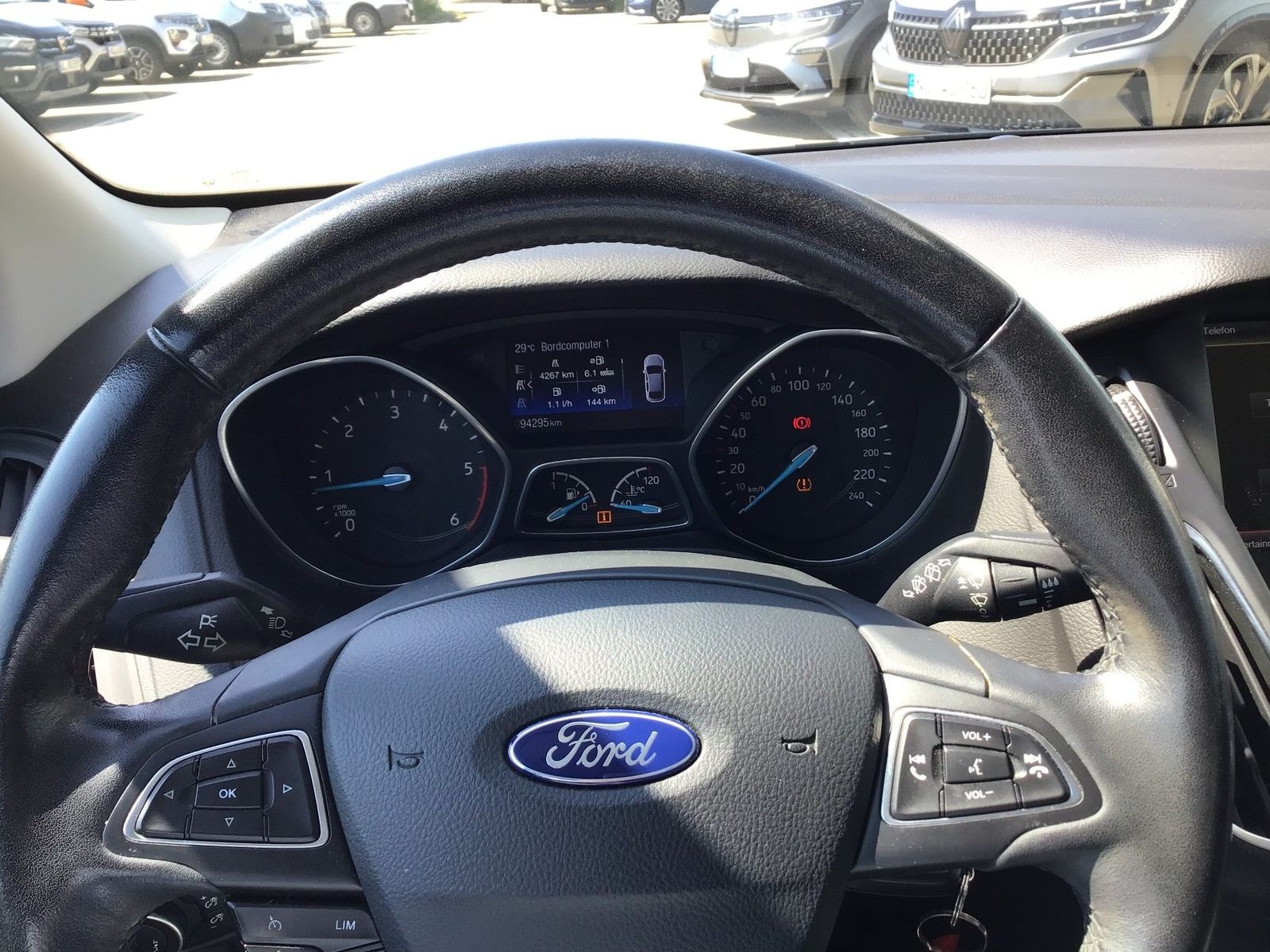 Fahrzeugabbildung Ford Focus TURNIER 2.0 TDCi BUSINESS/NAVI/SHZ/EPH/