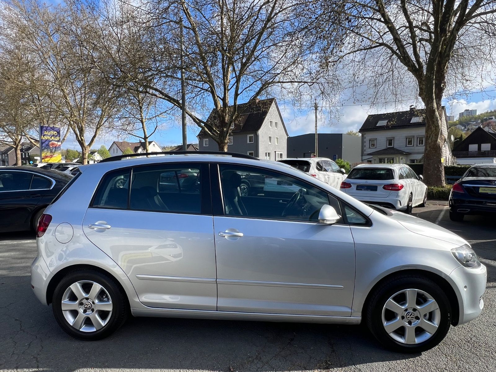 Fahrzeugabbildung Volkswagen Golf Plus 1.4 VI Comfortline *SCHECKHEFTGEPFLEGT