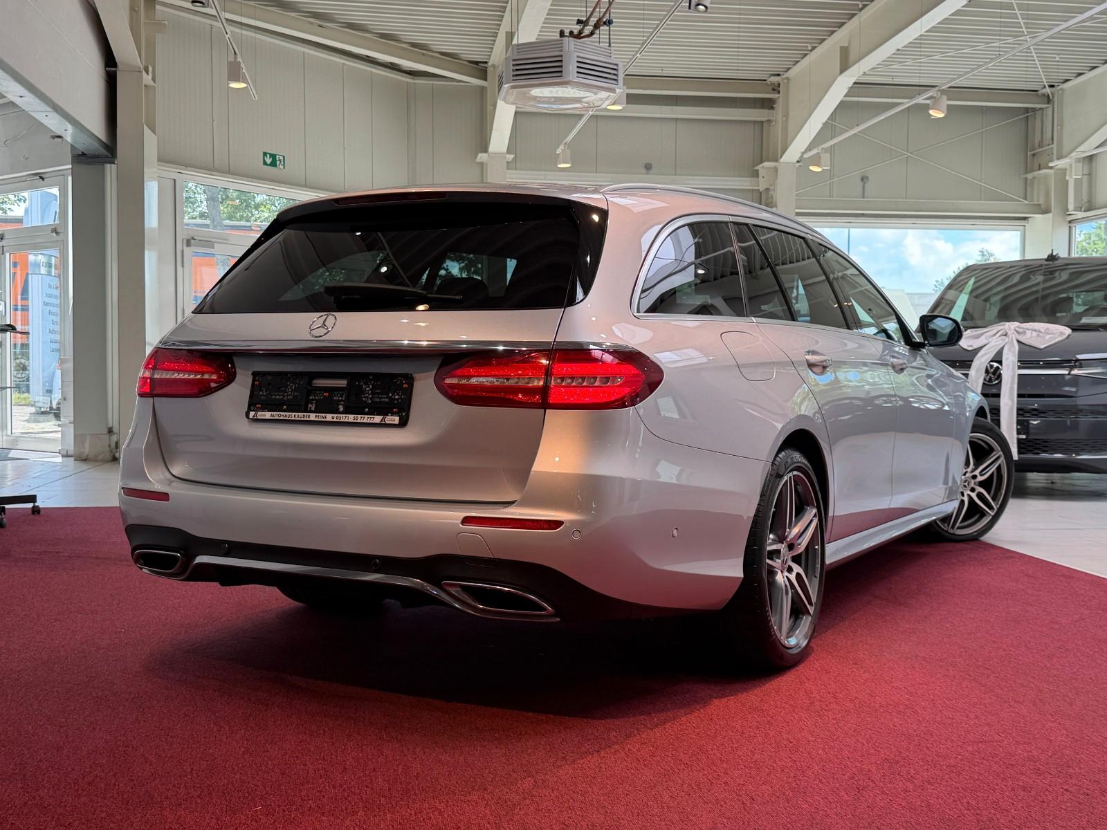 Mercedes-Benz E 220 d 4Matic T 9G  AMG Line *LED*Virtual*Navi*