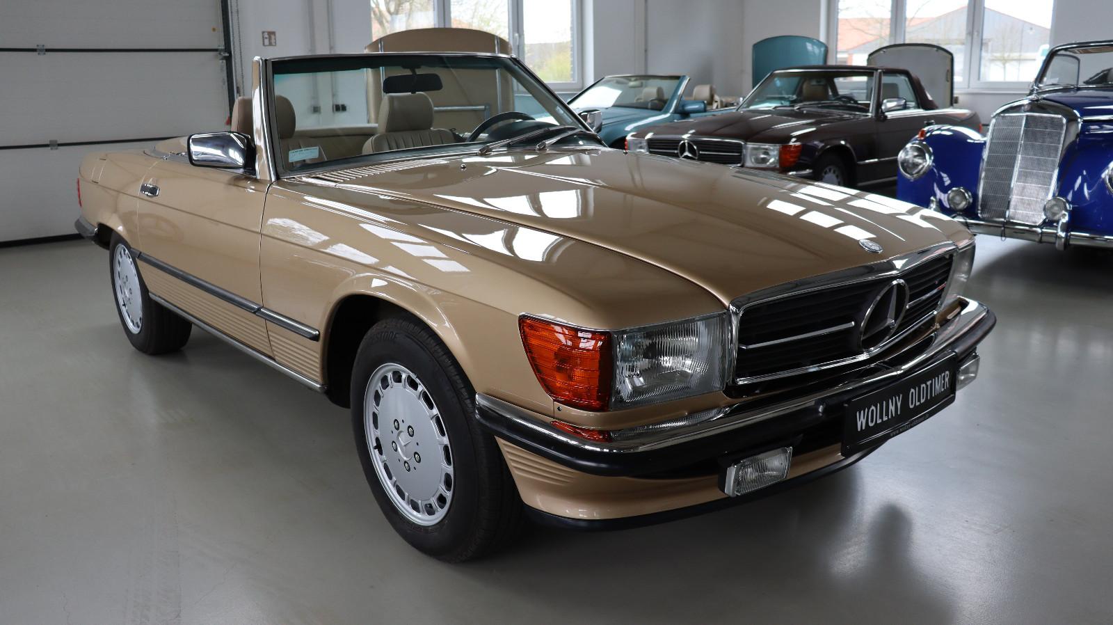 Mercedes-Benz 560 SL nur 61.000 Km! Sehr guter Zustand